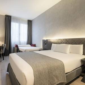 Chambres triples Hotel ILUNION Bel Art Barcelone
